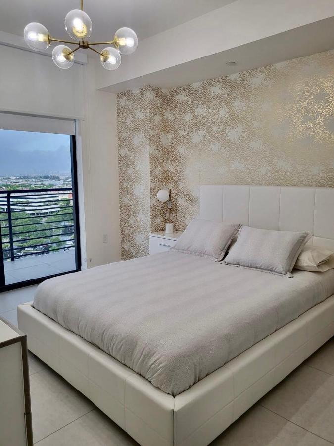 Downtown Doral, Florida. New Condo Style Resort. エクステリア 写真