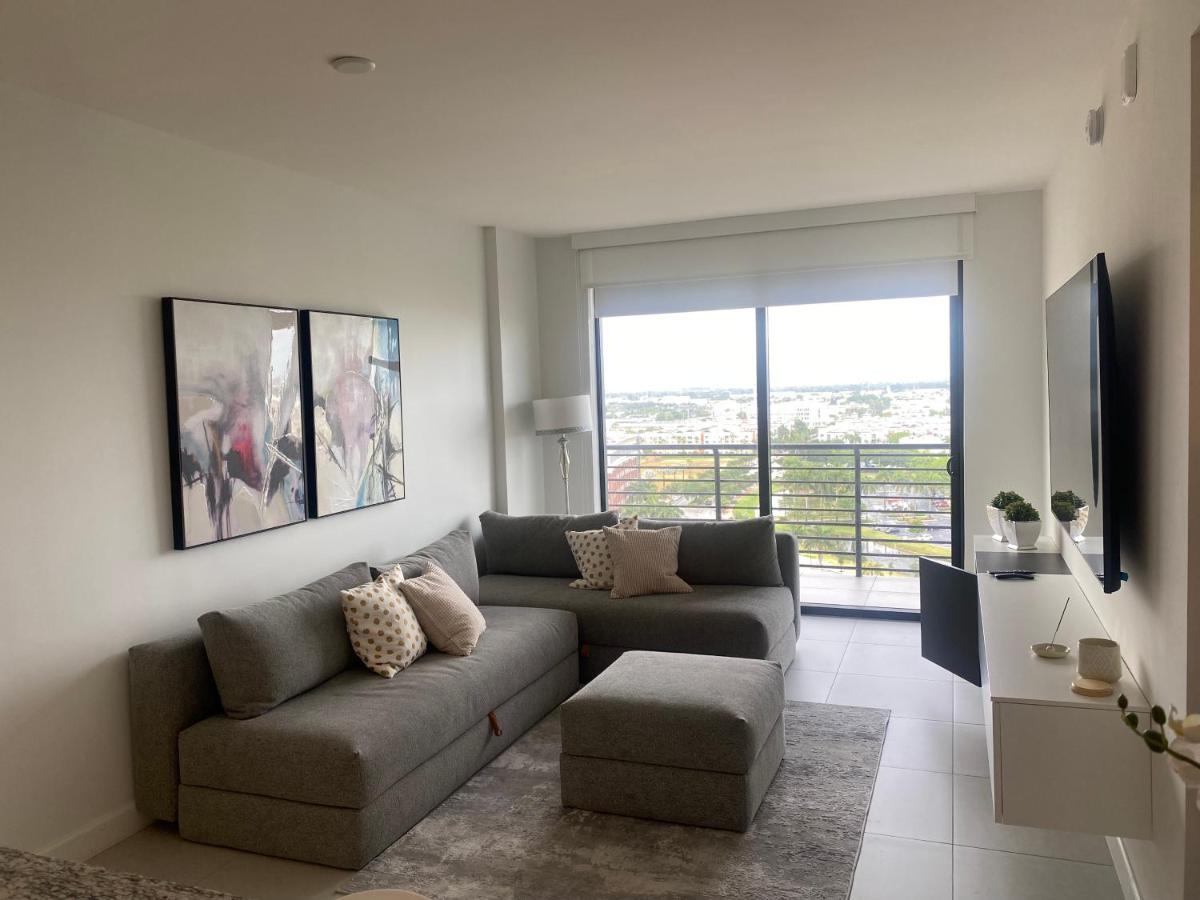 Downtown Doral, Florida. New Condo Style Resort. エクステリア 写真